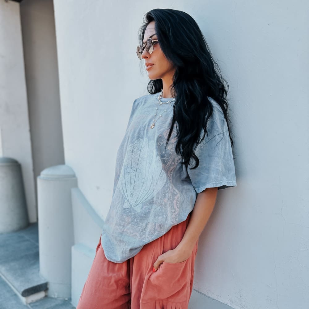 Seaside Seashell Mineral Wash Tee