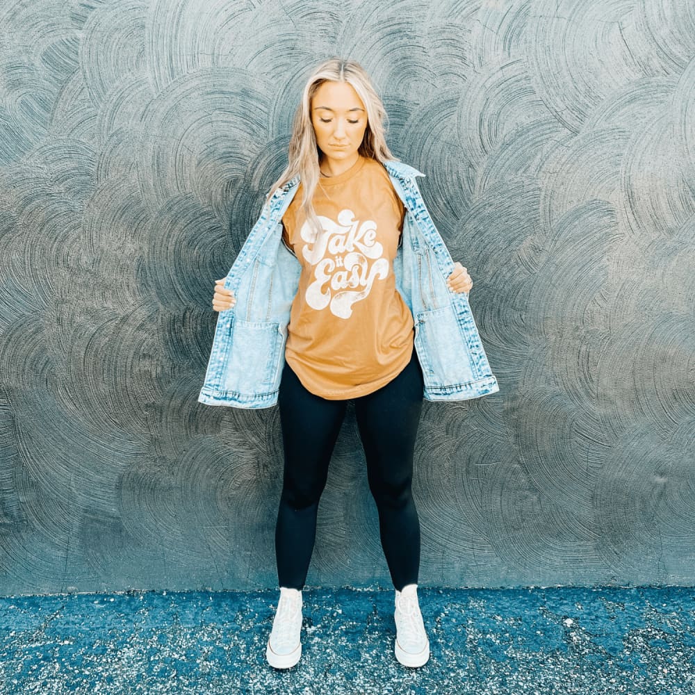 Take it Easy Tee - Toast - Mommy Apparel