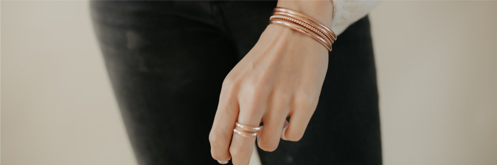 Women's Bracelets & Bangles in Gold & Silver