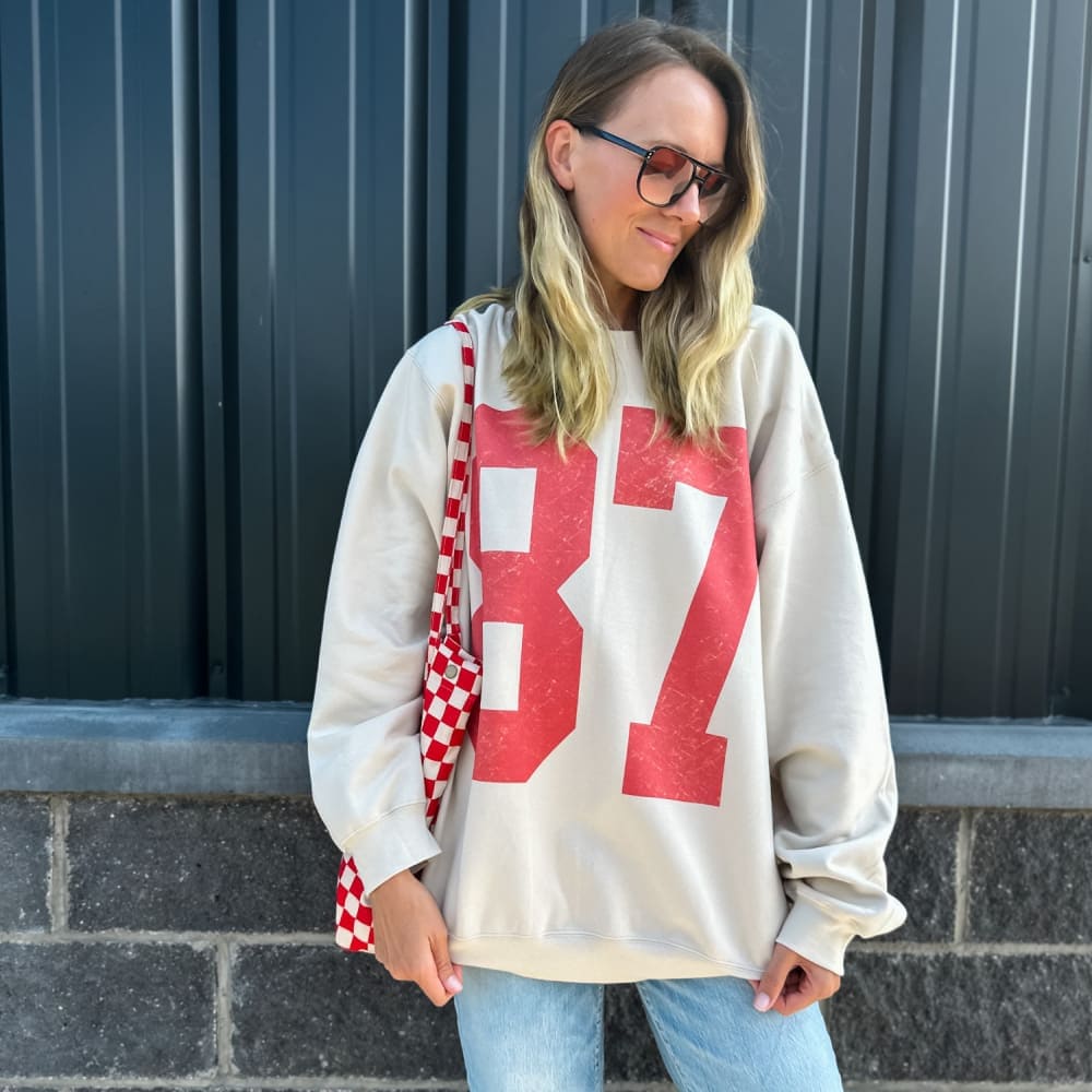 87 Sweatshirt