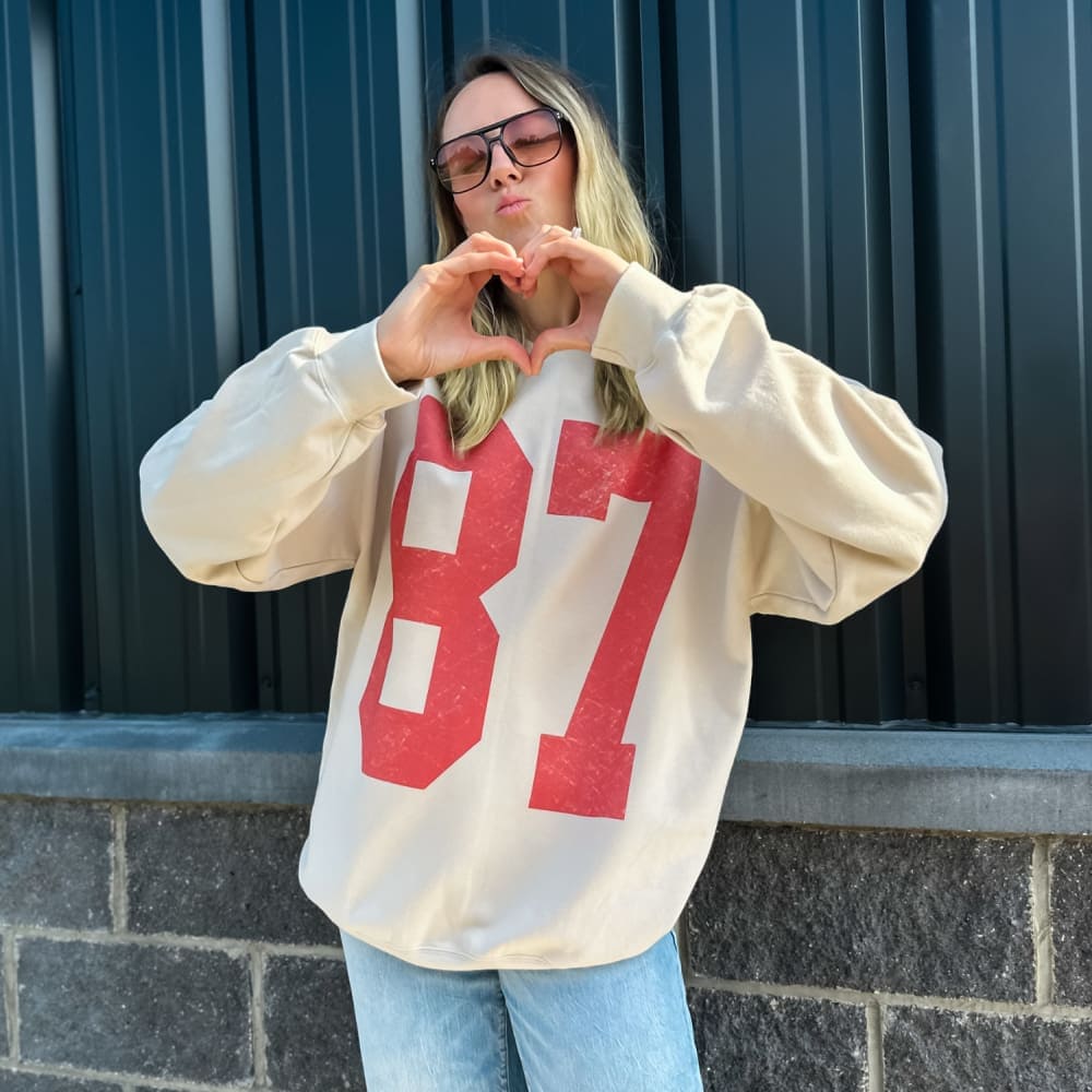 87 Sweatshirt