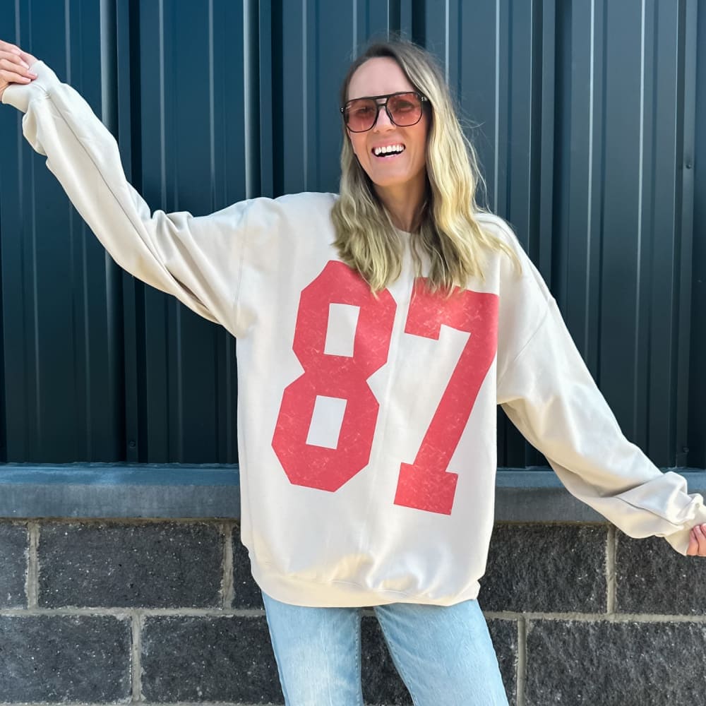 87 Sweatshirt