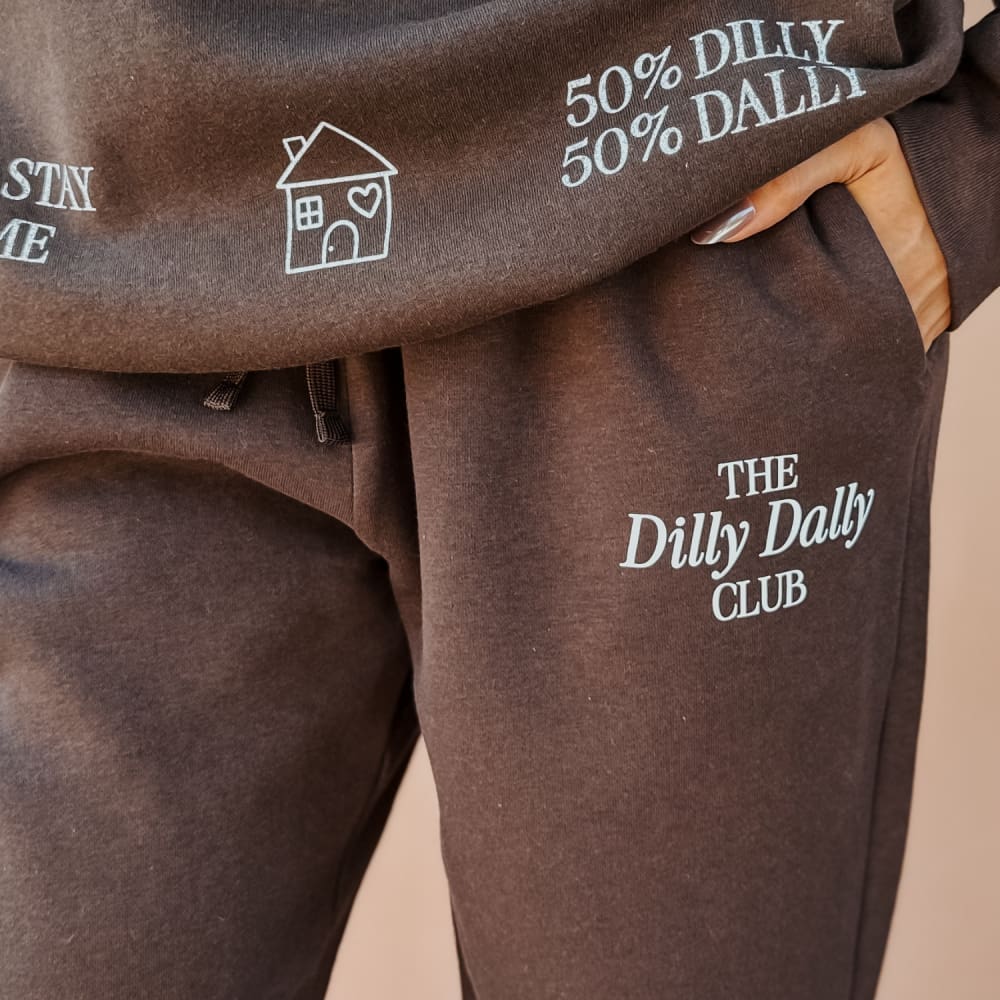 Dilly Dally Club Joggers