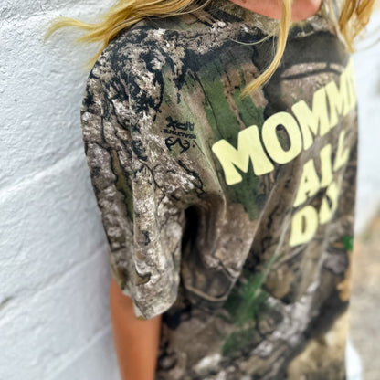 Mommin’ All Day - Camo Tee