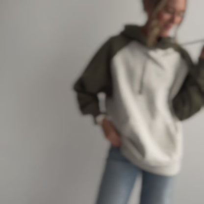 Vintage Heather Hoodie - Oatmeal & Army Green
