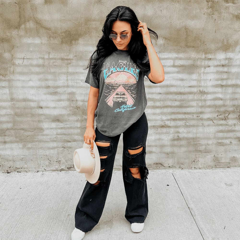 The Eagles Tee - Pepper - Mommy Apparel