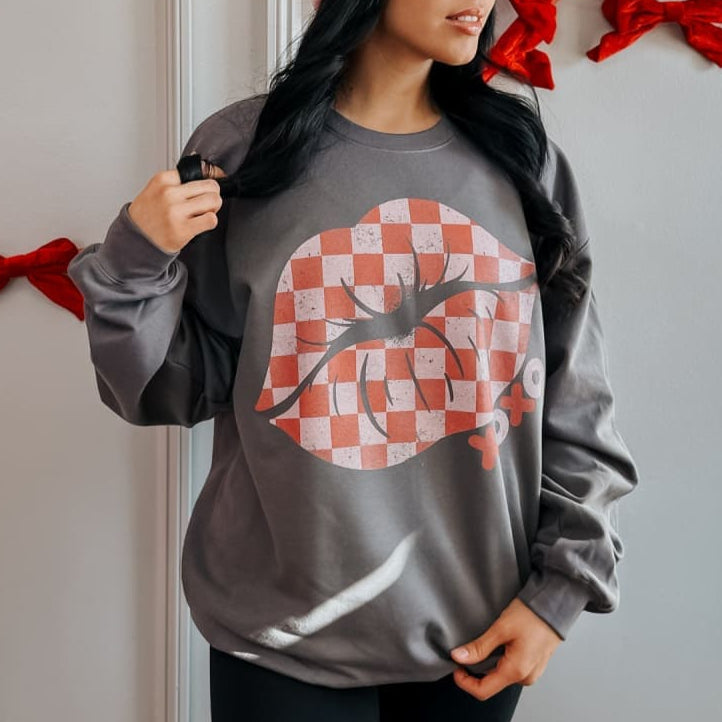 XOXO Lips Crewneck - Mommy Apparel