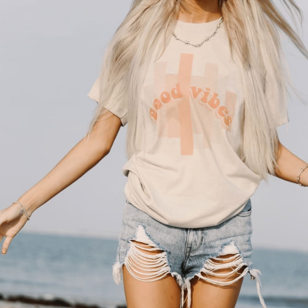Good Vibes Tee - Mommy Apparel